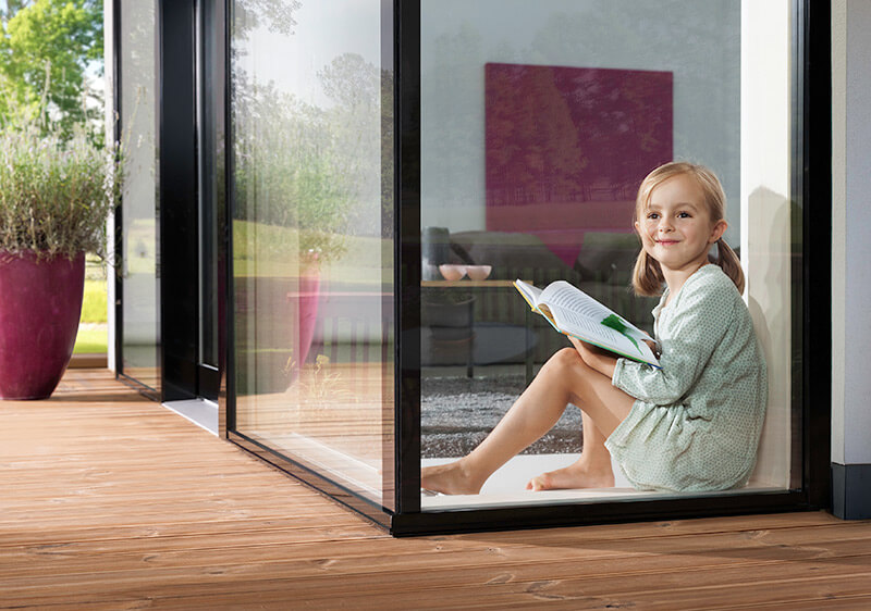 bezpieczne antywłamaniowe okna drewniane